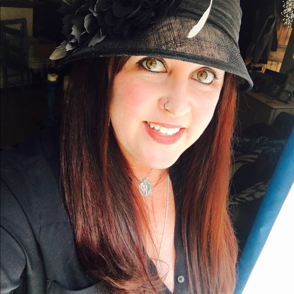 Meet your Posher, Lexie